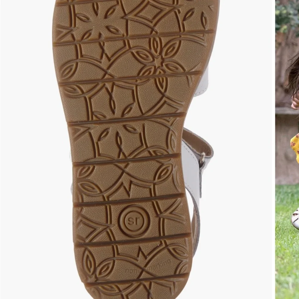 BNIB Stride Rite White Sandals sz 12.5 - Picture 4 of 10
